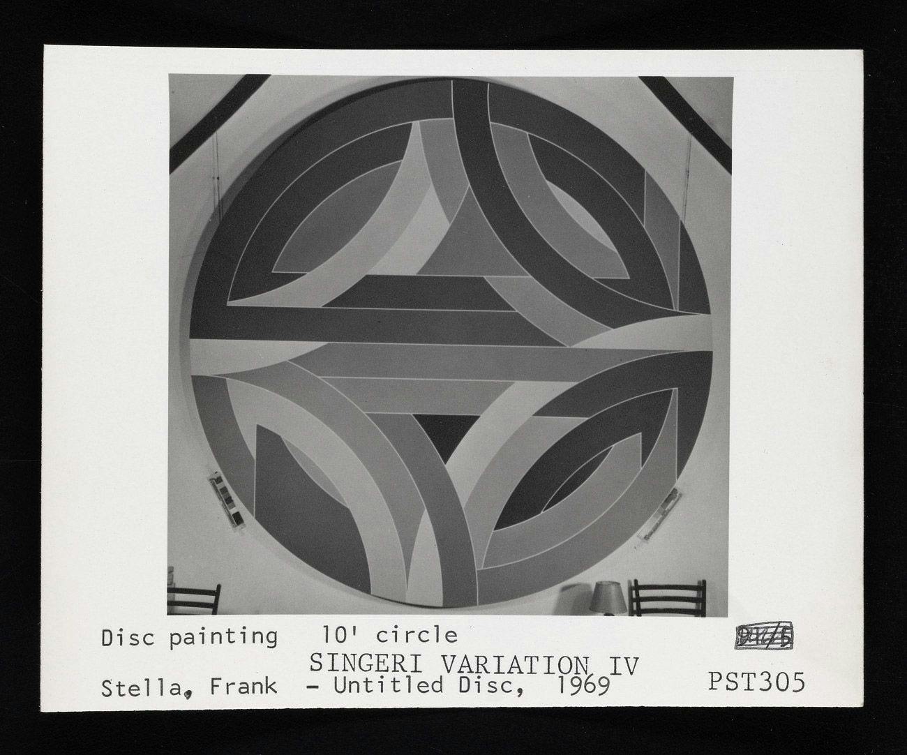 Frank Stella, Sinjerli Variation IV